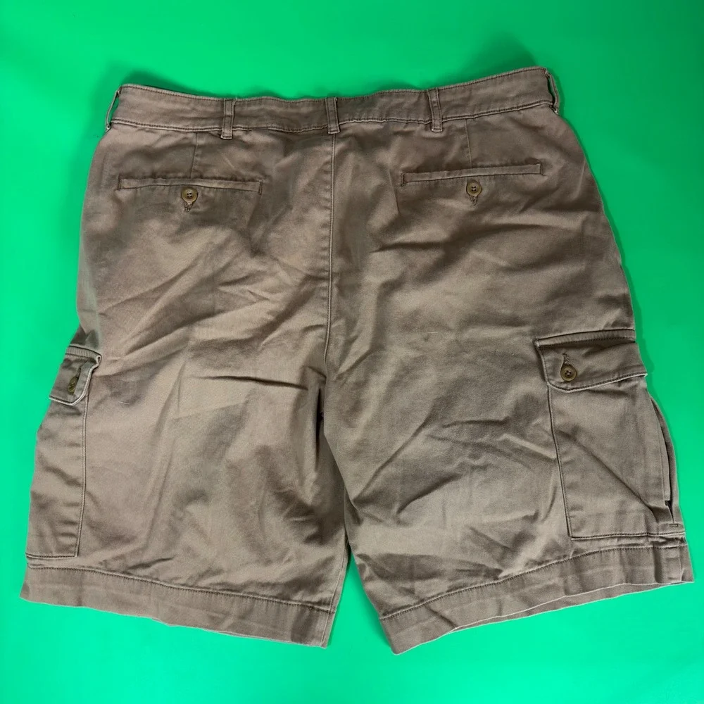 St. John's Bay Cargo Shorts Mens 38 Brown Khaki Cotton Stretch Utility Casual 9